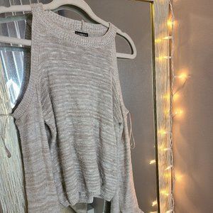 Women's Top (Shoulder Cut Out, Flared Hands)